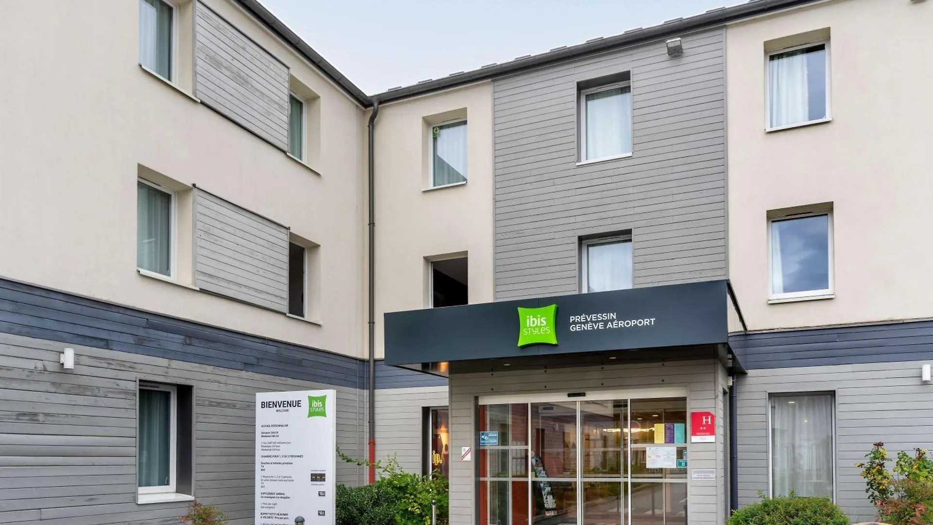 Ibis Styles Prevessin Geneve Aeroport Hotel