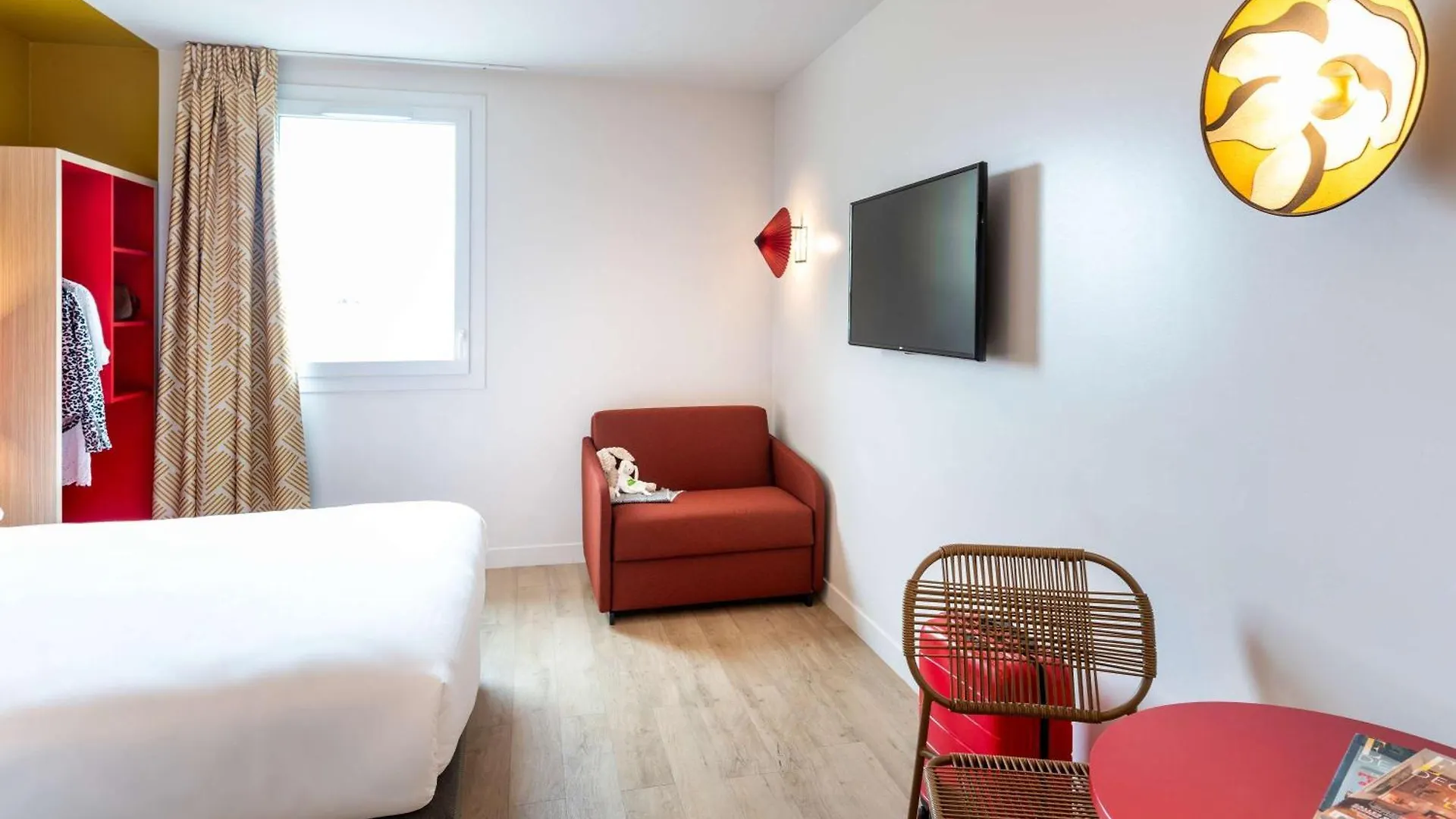 Ibis Styles Prevessin Geneve Aeroport Hotel France