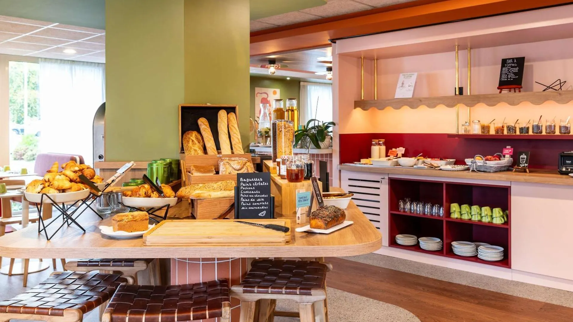Ibis Styles Prevessin Geneve Aeroport Hotel